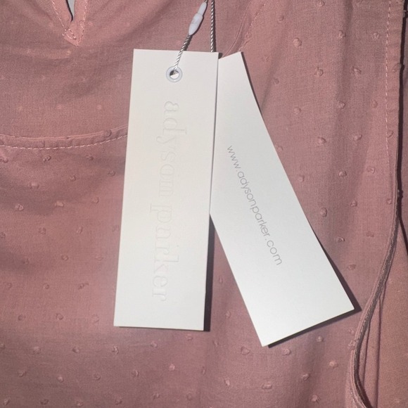 Adyson Parker Women's Sleeveless Lace Hem Top - Picture 4 of 4